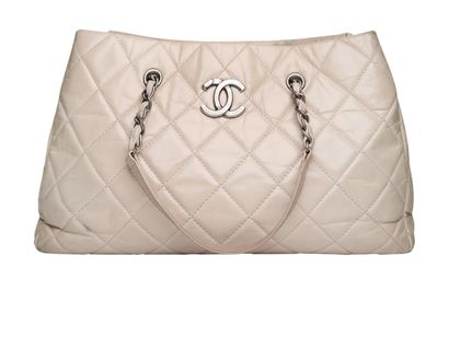 CC Quilted Tote, front view